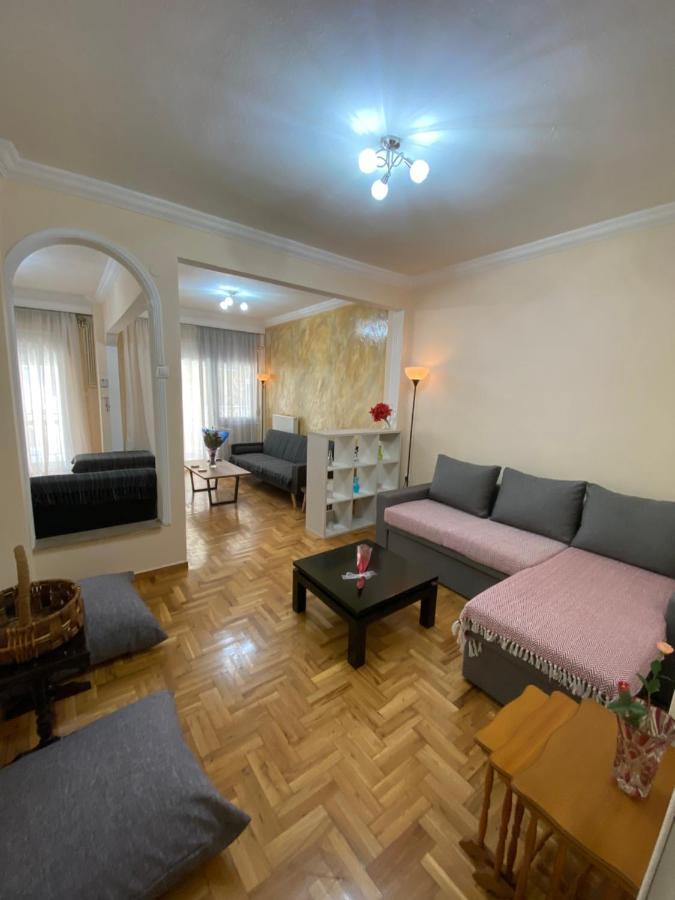 Beautiful Apartment In The Center Of Thessaloniki Buitenkant foto
