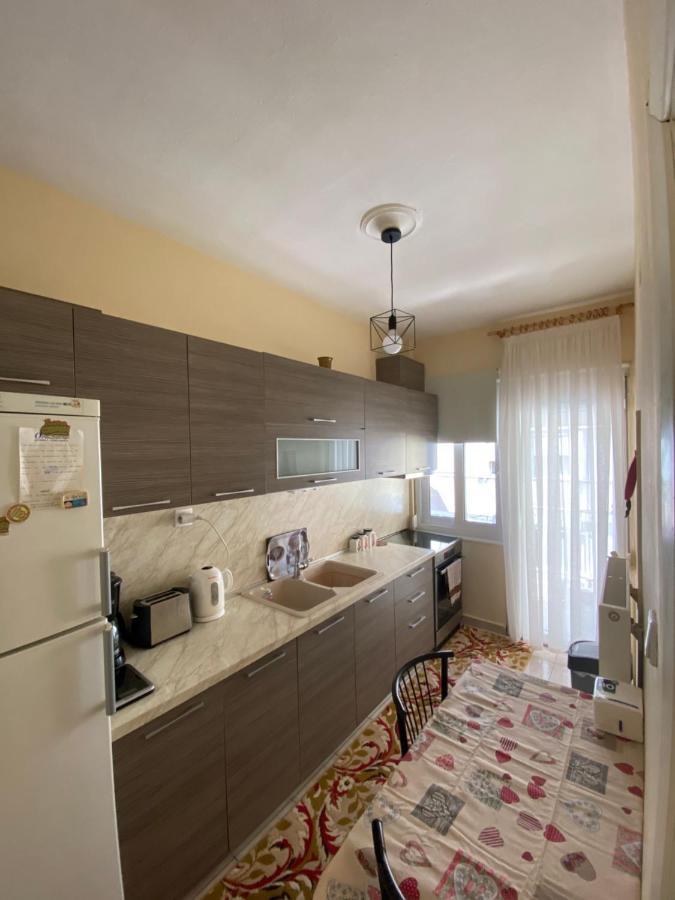 Beautiful Apartment In The Center Of Thessaloniki Buitenkant foto